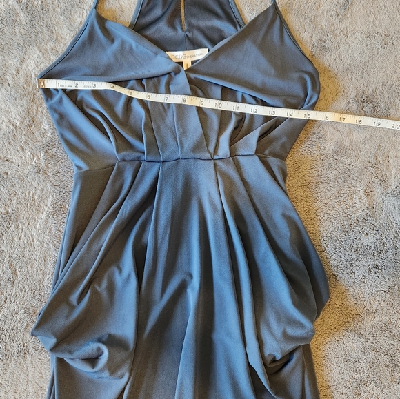 BCBGeneration Della Ash Blue Drape Midi Dress Size Small NWT - Picture 4 of 8